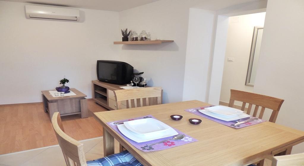 Asi Apartment